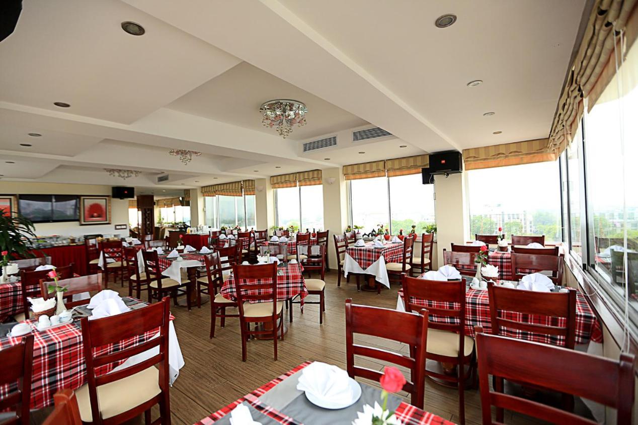 Moon View Hotel - 65 Cua Bac - By Bay Luxury Hanoi Bagian luar foto