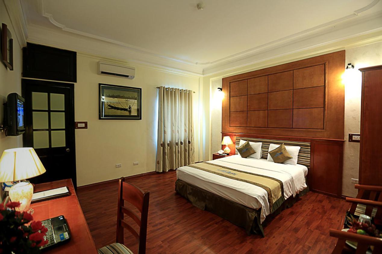 Moon View Hotel - 65 Cua Bac - By Bay Luxury Hanoi Bagian luar foto