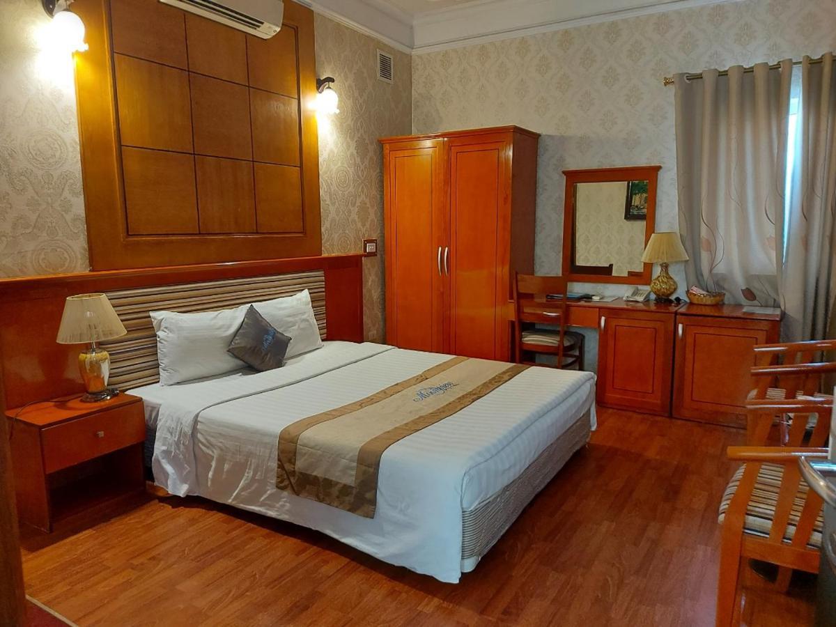 Moon View Hotel - 65 Cua Bac - By Bay Luxury Hanoi Bagian luar foto